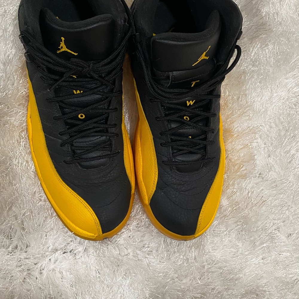 Jordan Athletic Shoes in Black and Yellow